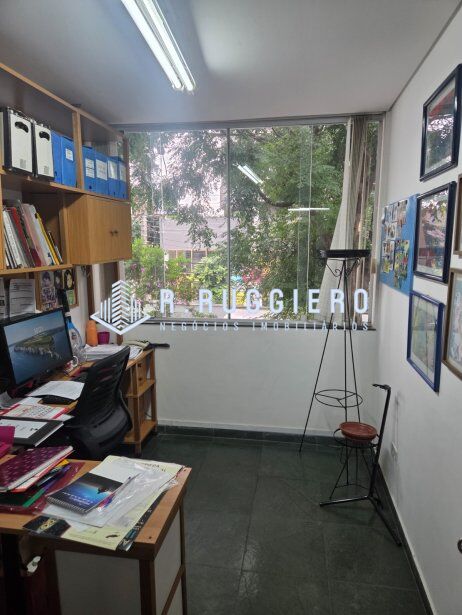 Imóvel Comercial à Venda -  Estrutura para Clinica ou Academia
