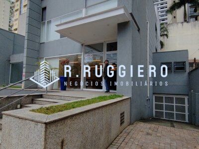 Casa comercial com 760,07m2 em ótima localização na Vila Andrade