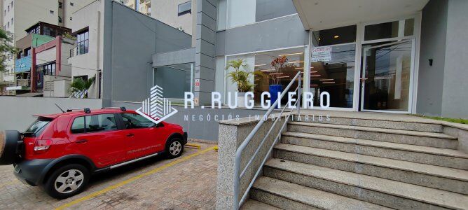 Casa comercial com 760,07m2 em ótima localização na Vila Andrade