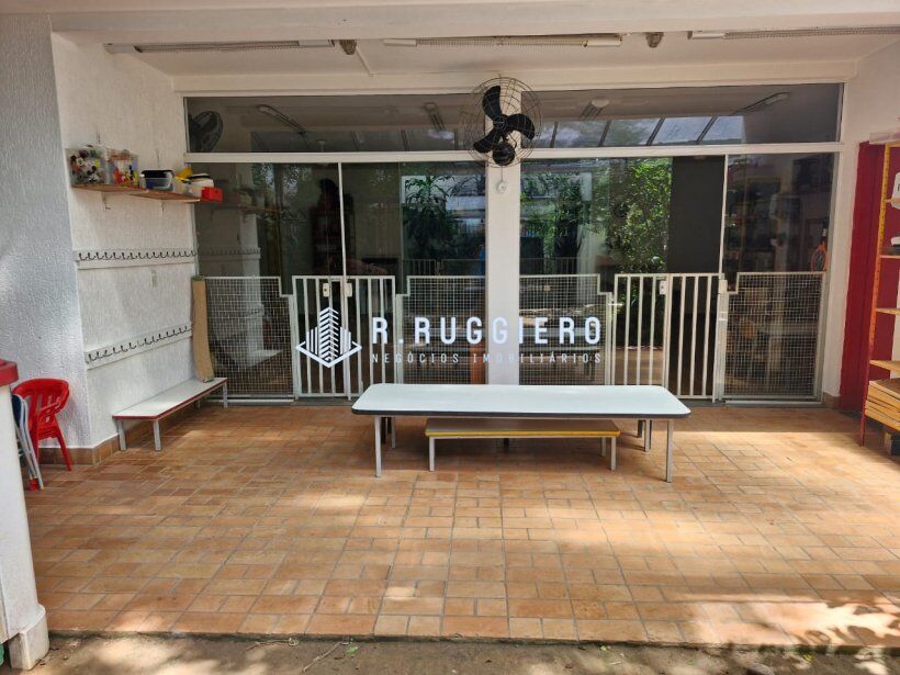 Imóvel Comercial à Venda -  Estrutura para Clinica ou Academia