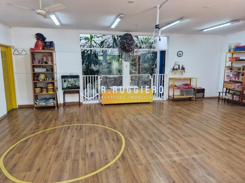 Imóvel Comercial à Venda -  Estrutura para Clinica ou Academia