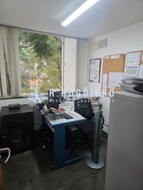 Imóvel Comercial à Venda -  Estrutura para Clinica ou Academia