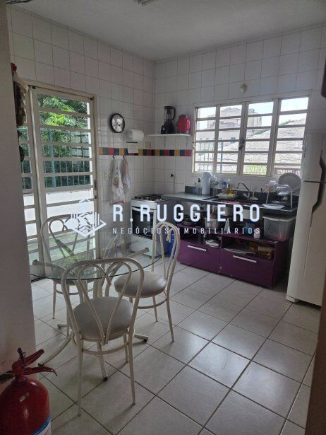 Imóvel Comercial à Venda -  Estrutura para Clinica ou Academia